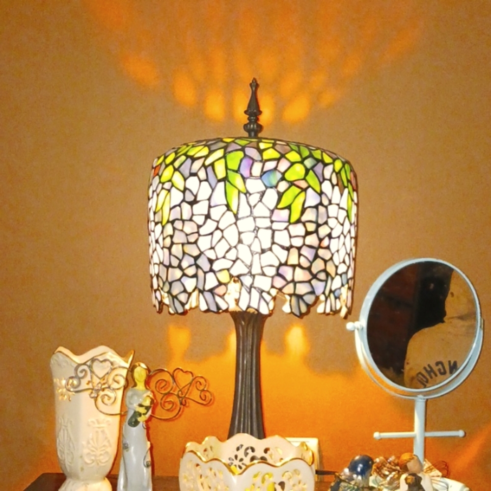 Lamp Tiffany or Tiffany style. Best offer